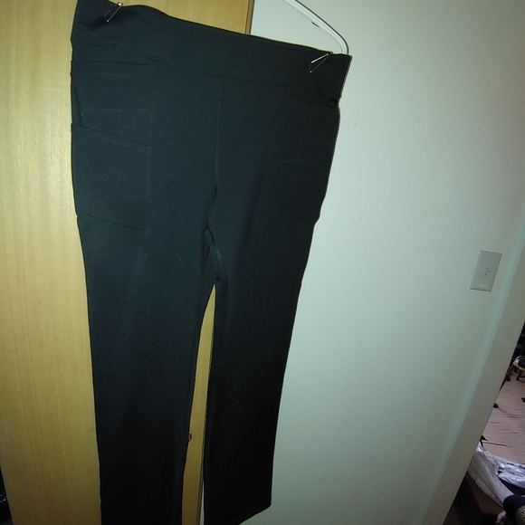 Bootcut yoga pants - Picture 11 of 13